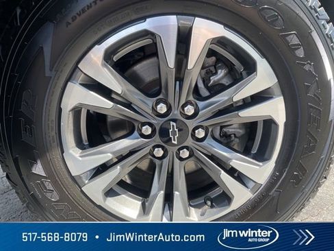 Used 2021 Chevrolet Colorado Z71 w/ Safety Package AWD/4WD image 3