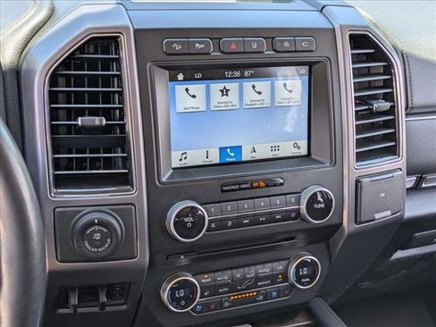 Used 2018 Ford Expedition Platinum AWD/4WD image 10