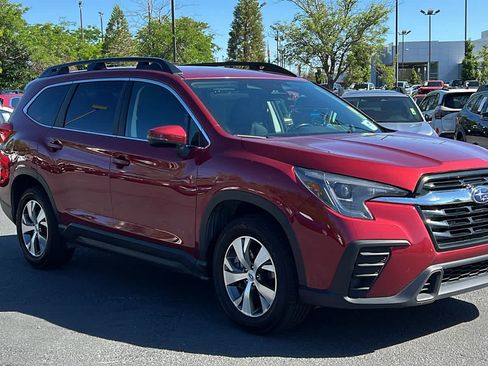 Certified 2023 Subaru Ascent Premium w/ Convenience Package AWD/4WD image 4