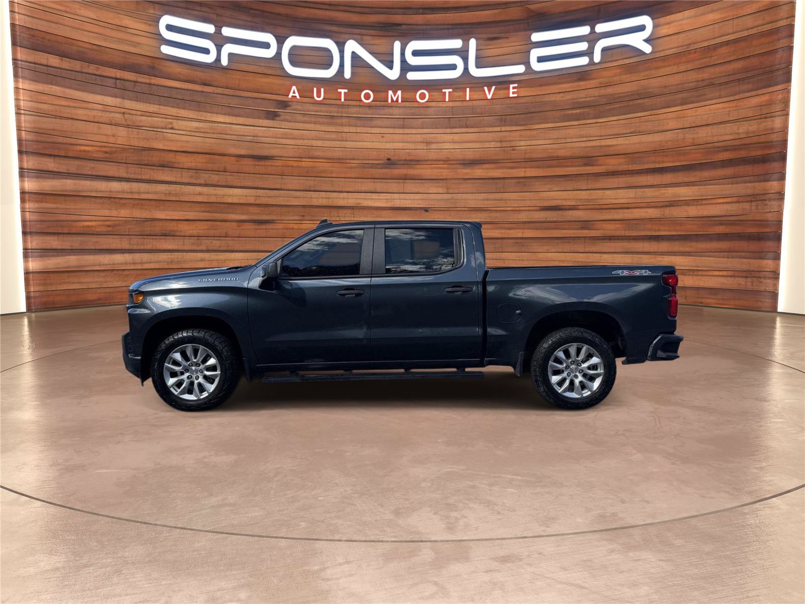 Used 2021 Chevrolet Silverado 1500 Custom AWD/4WD image 2