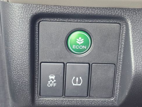 Used 2016 Honda HR-V EX image 24