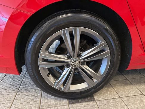 Used 2021 Volkswagen Jetta R-Line image 11