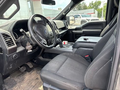 Used 2019 Ford F150 XLT w/ Equipment Group 302A Luxury AWD/4WD image 6