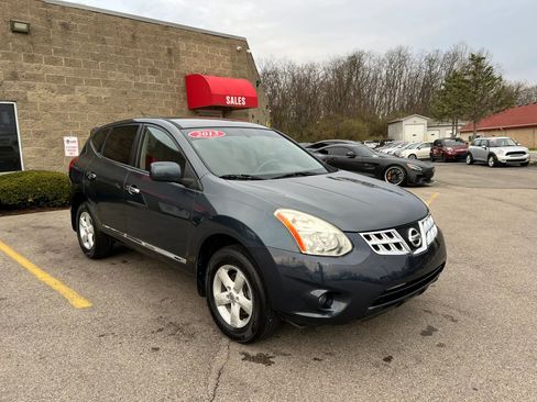 Used 2013 Nissan Rogue S w/ Special Edition Pkg AWD/4WD image 3