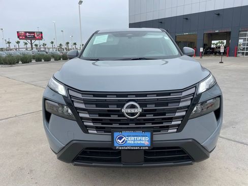 Certified 2026 Nissan Rogue SV FWD image 6