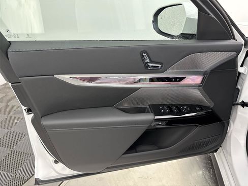 New 2026 BMW i7 xDrive60 AWD/4WD image 26