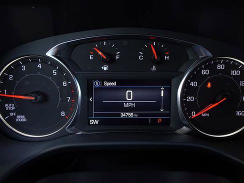 Used 2023 GMC Acadia SLE image 24
