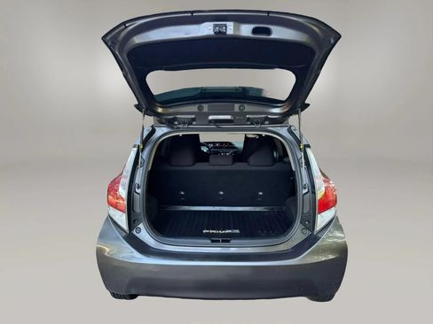 Used 2016 Toyota Prius C One FWD image 14