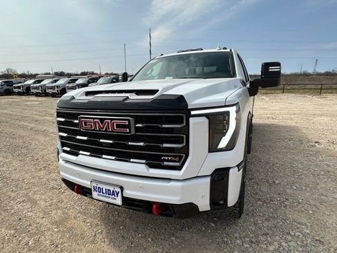 New 2026 GMC Sierra 2500 AT4 w/ AT4 Premium Plus Package image 12