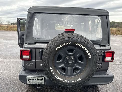 Used 2020 Jeep Wrangler Sport image 33