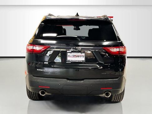 Used 2019 Chevrolet Traverse LT w/ LT Premium Package AWD/4WD image 6