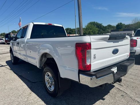 Used 2017 Ford F250 XLT w/ Camper Package AWD/4WD image 6