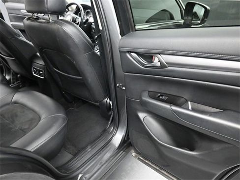 Used 2020 MAZDA CX-5 Touring image 19