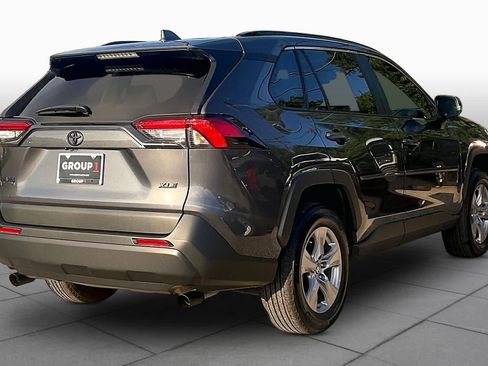 Used 2025 Toyota RAV4 XLE w/ Convenience Package FWD image 13