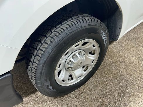 Used 2017 Nissan NV 2500 SV w/ Technology Package image 53