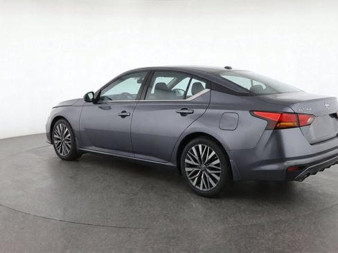 Used 2026 Nissan Altima 2.5 SV FWD image 6