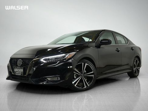 Used 2022 Nissan Sentra SR w/ SR Premium Package image 1