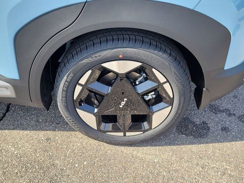 New 2027 Kia Seltos S FWD image 36