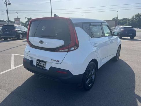 Used 2021 Kia Soul S FWD image 5