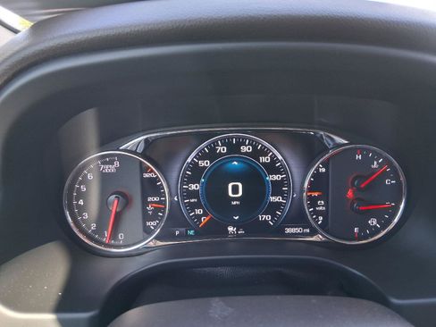 Used 2017 GMC Acadia Denali w/ Technology Package FWD image 37