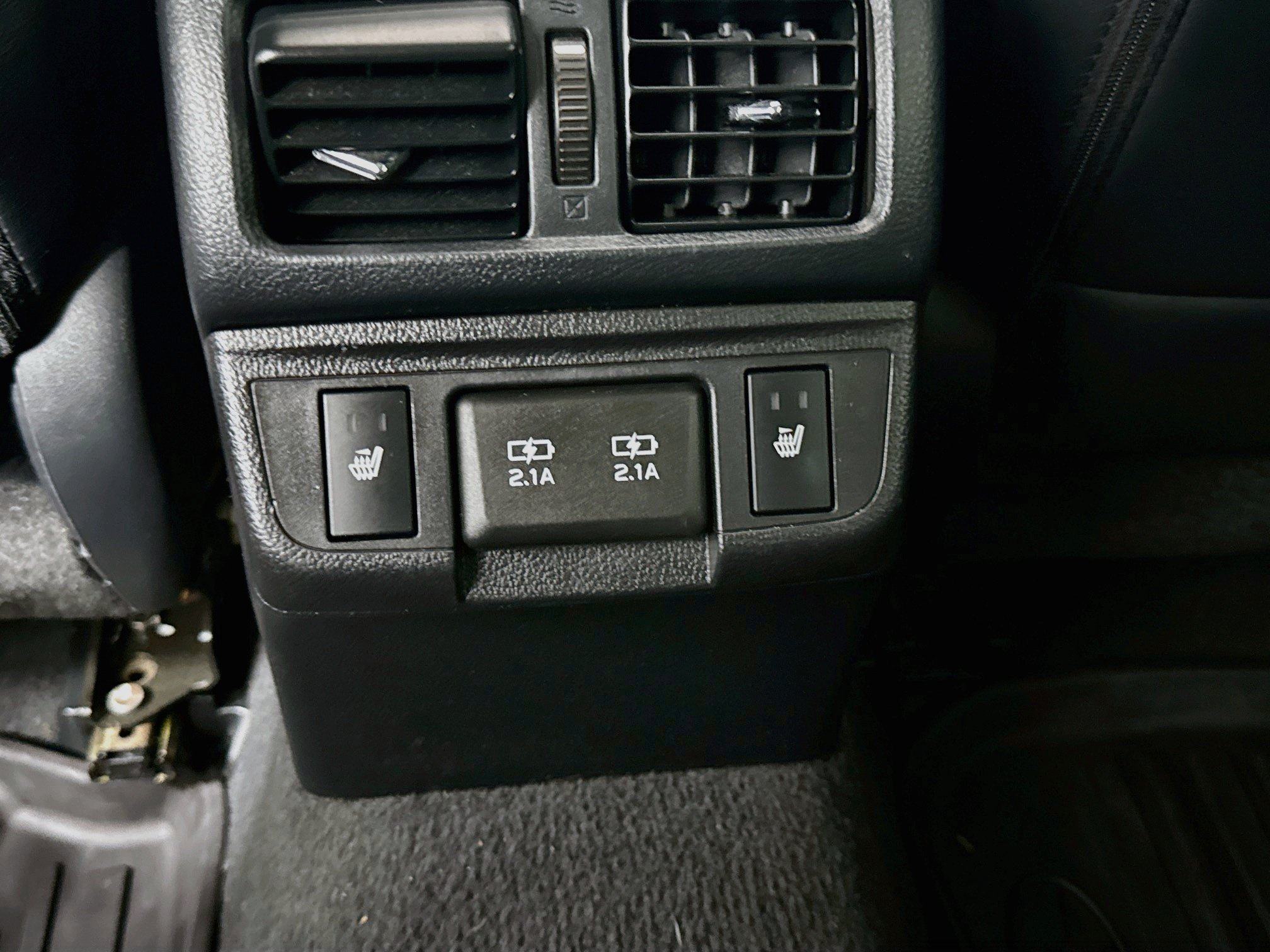 Used 2019 Subaru Outback 3.6R Limited AWD/4WD image 27