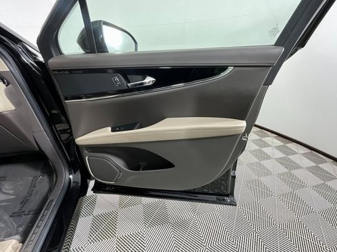 Certified 2022 Lincoln Nautilus FWD image 21