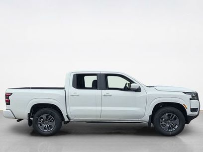 New 2026 Nissan Frontier SV w/ SV Convenience Package