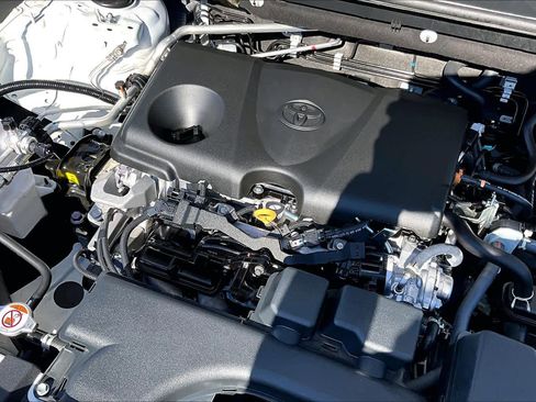 Certified 2023 Toyota RAV4 LE image 31