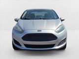 Used 2015 Ford Fiesta SE image 2