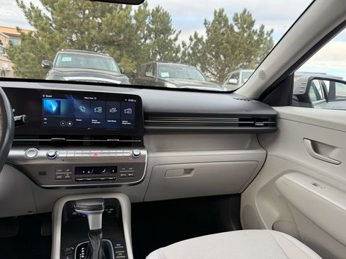 Used 2024 Hyundai Kona SEL image 26