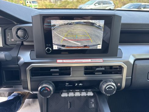 New 2025 Toyota Tacoma 4x4 Double Cab image 19