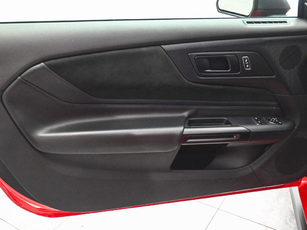 Used 2024 Ford Mustang Dark Horse RWD image 9