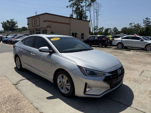 Used 2020 Hyundai Elantra Value Edition w/ Cargo Package (C1) FWD image 3