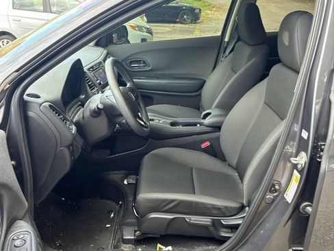 Used 2019 Honda HR-V LX image 33