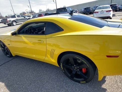 Used 2010 Chevrolet Camaro SS w/ Black Stripe Package image 7