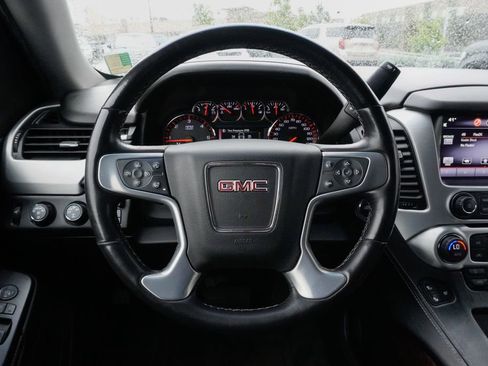 Used 2015 GMC Yukon SLT w/ Open Road Package AWD/4WD image 10