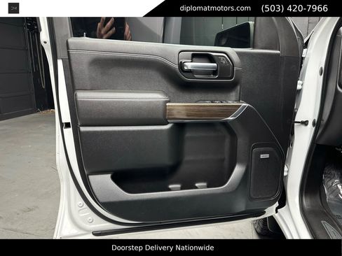 Used 2021 Chevrolet Silverado 1500 LT Trail Boss w/ Convenience Package II image 34