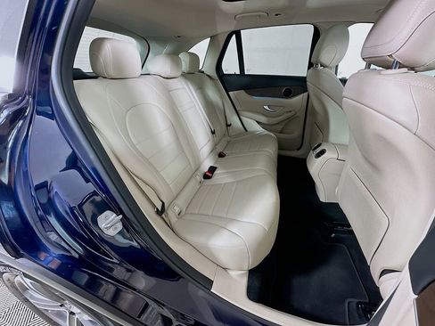 Used 2019 Mercedes-Benz GLC 300 4MATIC image 33