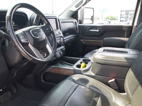 Used 2020 GMC Sierra 2500 Denali w/ Denali Ultimate Package AWD/4WD image 14