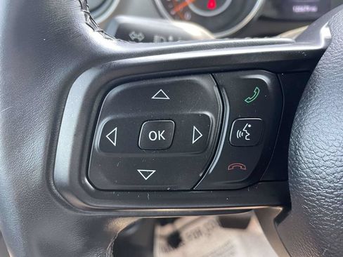Used 2022 Jeep Wrangler Sport AWD/4WD image 25