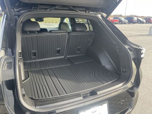 Used 2025 Chevrolet Equinox EV RS w/ Convenience Package II image 15