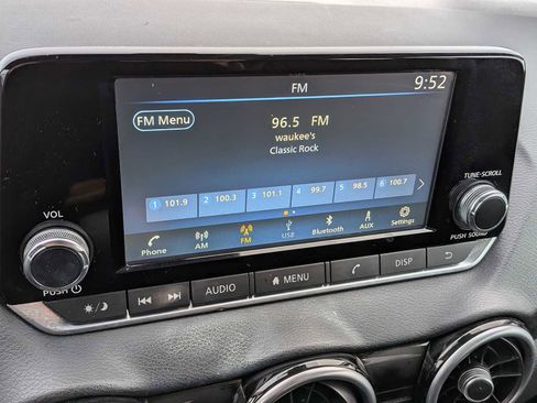 Used 2022 Nissan Sentra S image 25