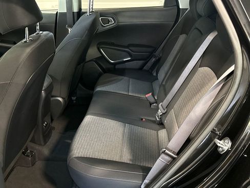 Used 2025 Kia Soul EX FWD image 8