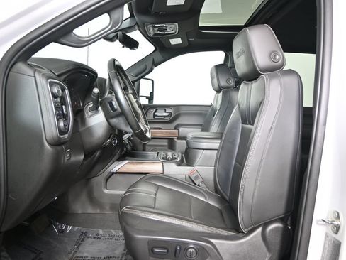 Used 2023 Chevrolet Silverado 3500 High Country AWD/4WD image 21