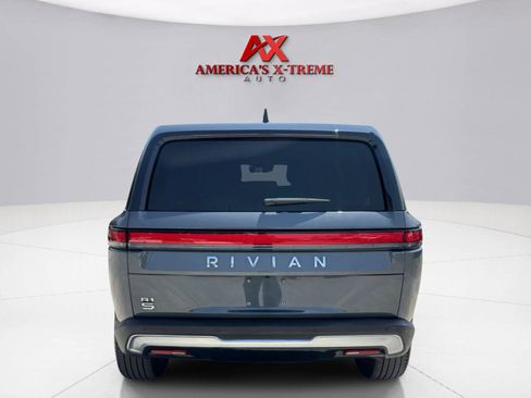 Used 2025 Rivian R1S Adventure AWD/4WD image 5