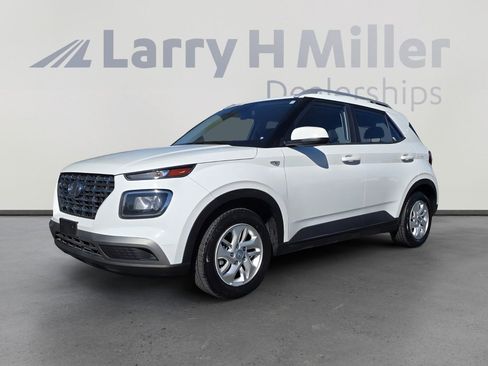 Used 2020 Hyundai Venue SEL w/ Convenience Package image 1
