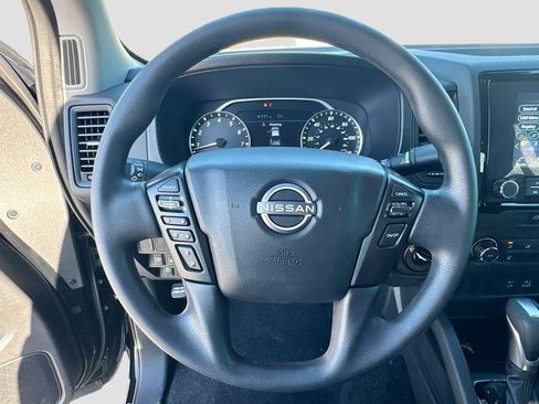 Used 2024 Nissan Frontier S image 11