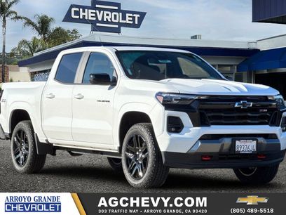 Used 2025 Chevrolet Colorado Z71 w/ Z71 Convenience Package 2