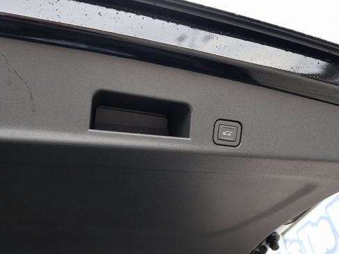 New 2026 Chevrolet Traverse LT w/ Enhanced Driving Package image 27