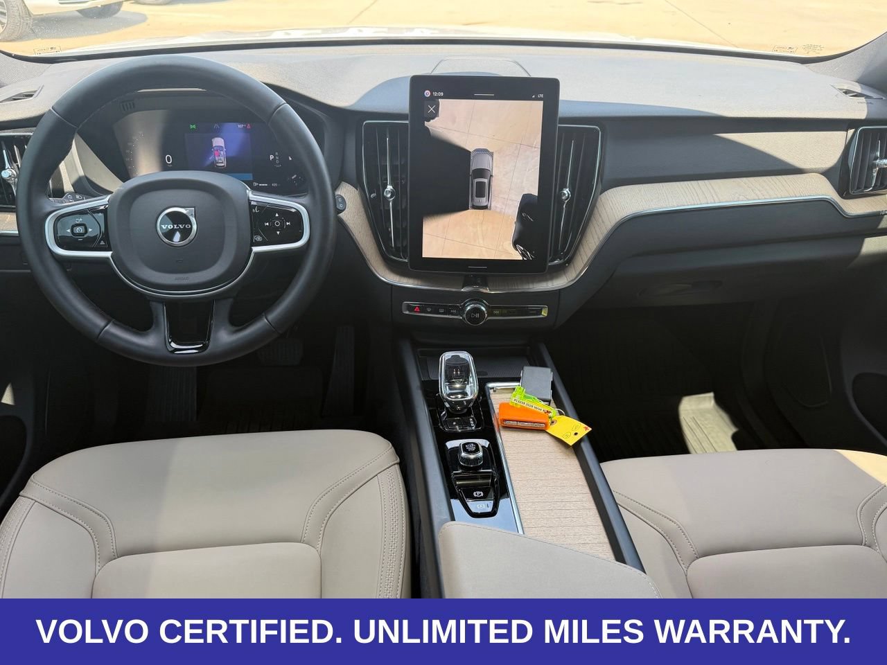 Certified 2026 Volvo XC60 B5 Plus AWD/4WD image 11